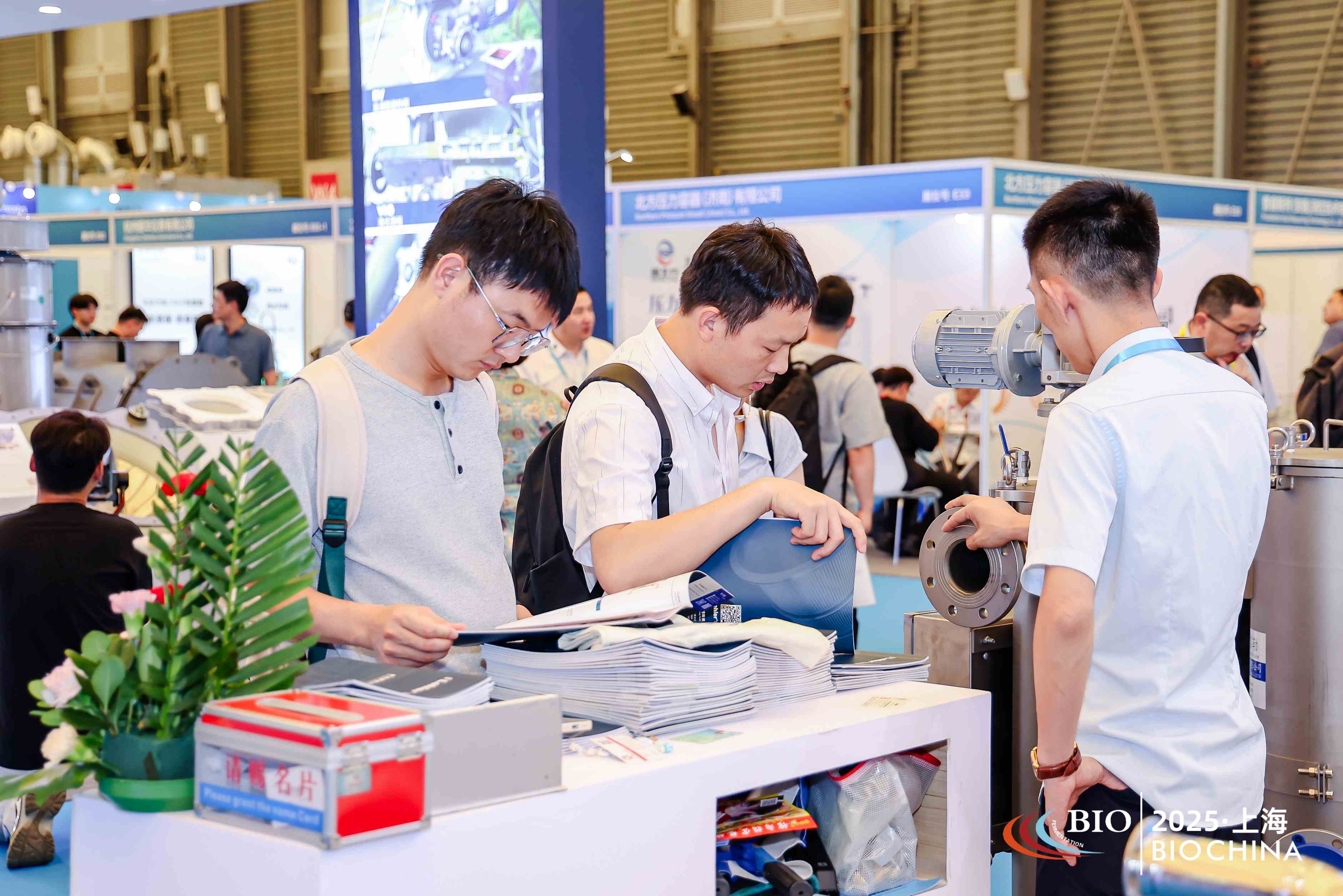 A_XL3822.JPG A_XL3822.JPG